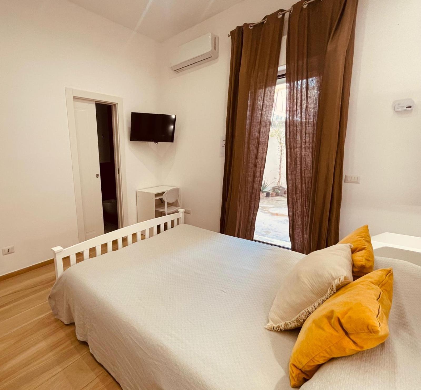 La Titina Sella Hotel Bari Buitenkant foto